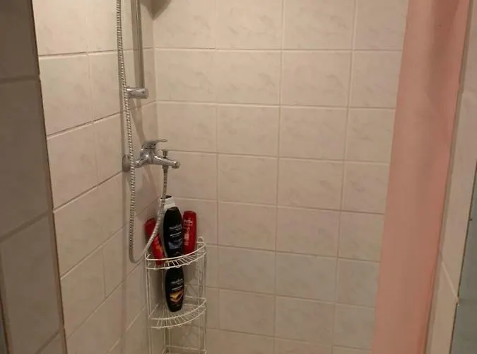 Second Bed & Breakfast *